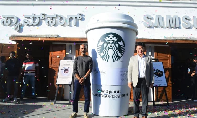ಸ್ಯಾಮ್ ಸಂಗ್ ಒಪೆರಾ ಹೌಸ್ ನಲ್ಲಿ ಸ್ಟಾರ್ ಬಕ್ಸ್ ಸ್ಟೋರ್ ಆರಂಭ