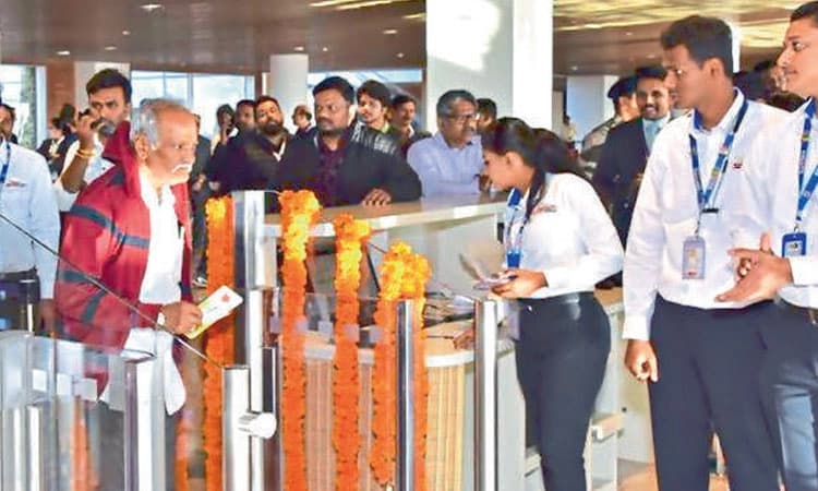 ಟರ್ಮಿನಲ್‌ 2ನಲ್ಲಿ ವಿಮಾನ ಹಾರಾಟ ಆರಂಭ