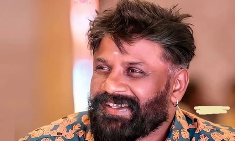 ವಿಜಯ್‌ ಬರ್ತ್‌ಡೇಗೆ ‘ಭೀಮ’ ಟೀಸರ್‌