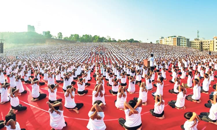ಆಳ್ವಾಸ್‌ನಲ್ಲಿ 27,632 ಮಂದಿಯಿಂದ ಯೋಗಾಸನ