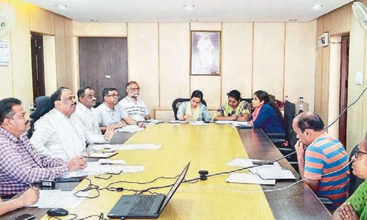 ಬದ್ಧತೆಯಿಂದ ಕೆಲಸ ಮಾಡದಿದ್ರೆ ಬೀದಿಗೆ