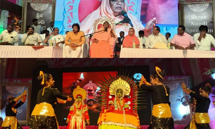 ದೇವರ ಹುಡುಕಾಟದಲ್ಲಿ ಗುರು-ಶಿಷ್ಯರ ಪಾತ್ರ ಮಹತ್ವವಾದದ್ದು: ಕೋಡಿಮಠದ ಶ್ರೀಗಳು