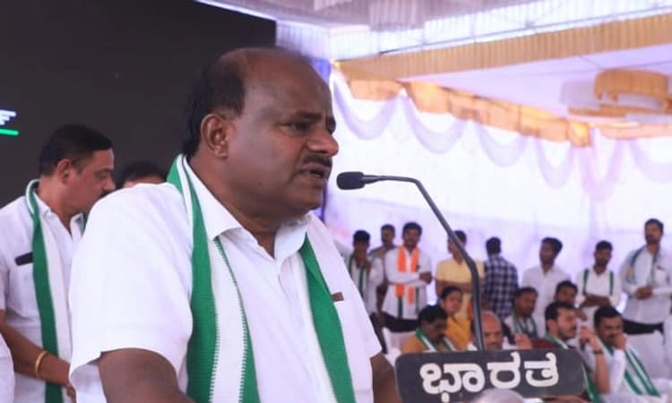 ರೈತರ ಜೊತೆಗಿನ ಚೆಲ್ಲಾಟ ಒಳ್ಳೆಯದಲ್ಲ: ಬಿಜೆಪಿ ಸರಕಾರಕ್ಕೆ ಹೆಚ್ ಡಿಕೆ ಎಚ್ಚರಿಕೆ
