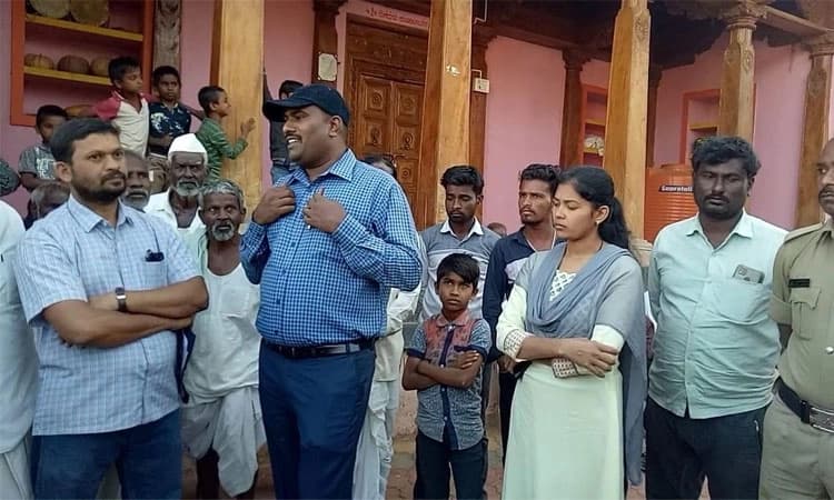 ಕುಷ್ಟಗಿ: ಮದ್ಯ ಸೇವಿಸಿ ಯುವಕರ ಆರೋಗ್ಯ ಹಾಳು: ಮದ್ಯಪಾನ ನಿಷೇಧ ಹೋರಾಟ