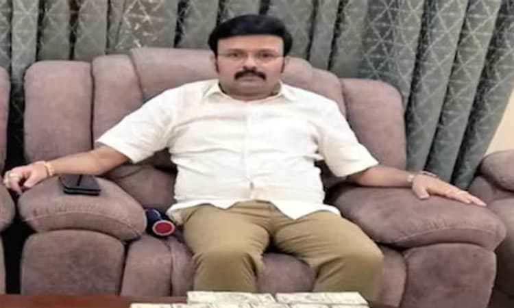 ಸ್ಯಾಂಟ್ರೋ ರವಿ ಬೆನ್ನು ಹತ್ತಿ ಹೆಬ್ರಿಗೆ ಬಂದ ಮೈಸೂರು ಪೊಲೀಸರು