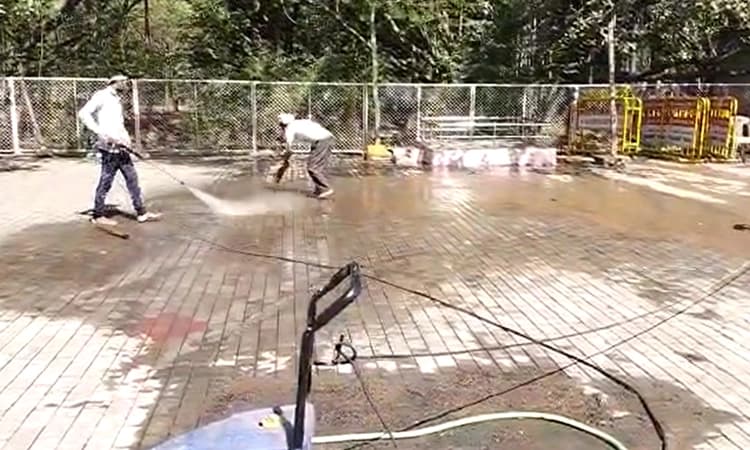 ವಿಜಯಪುರ: ಜ್ಞಾನಯೋಗಾಶ್ರಮದಲ್ಲಿದ್ದ ಸಿದ್ದೇಶ್ವರಶ್ರೀಗಳ ತಾತ್ಕಾಲಿಕ ಚಿತಾಕಟ್ಟೆ ತೆರವು