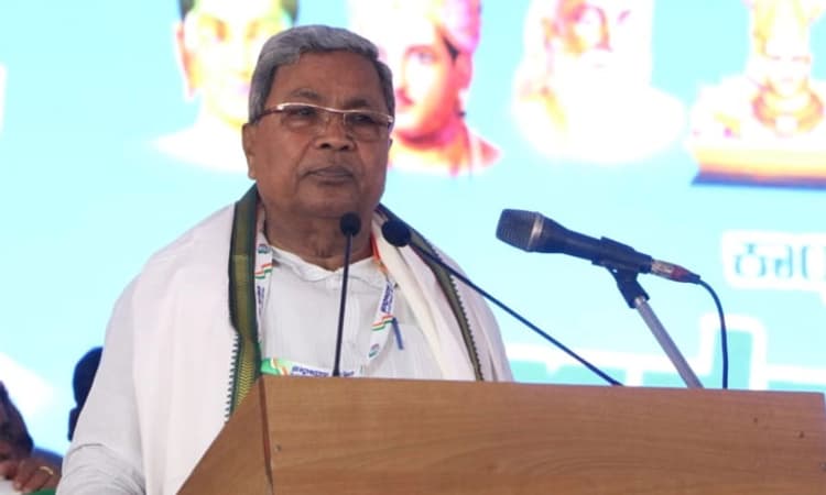 ನಿಮ್ಮ ಪ್ರೀತಿ ಅಭಿಮಾನ… ಕೊನೆಗೂ ಸ್ಪರ್ಧೆಯ ಕುರಿತು ಗುಟ್ಟು ಬಿಟ್ಟು ಕೊಟ್ಟ ಸಿದ್ದರಾಮಯ್ಯ