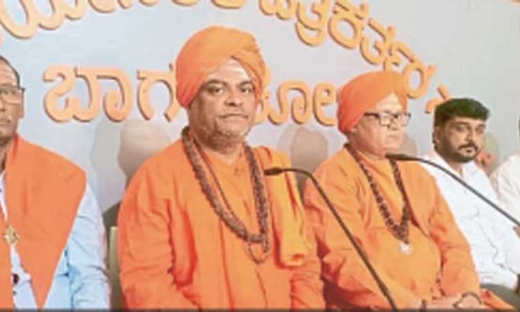 ಬಾಗಲಕೋಟೆ: ಹೂವನೂರಲ್ಲಿ ಪ್ರತ್ಯೇಕ ಶರಣ ಮೇಳ