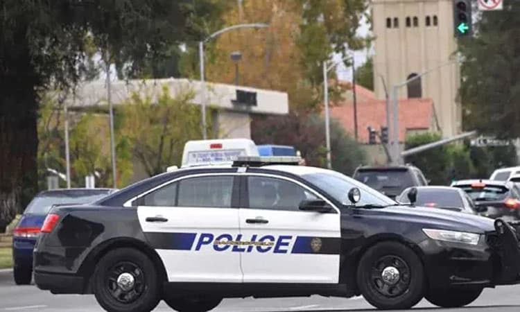 ಪಾಠ ಮಾಡುವಾಗಲೇ ಶಿಕ್ಷಕಿ ಮೇಲೆ ಗುಂಡು ಹಾರಿಸಿದ 6 ವರ್ಷದ ವಿದ್ಯಾರ್ಥಿ.!