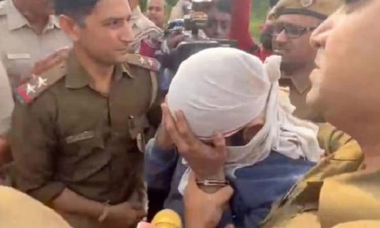 ಅಫ್ತಾಬ್ ಪೂನಾವಾಲಾನ ಡೆಬಿಟ್, ಕ್ರೆಡಿಟ್ ಕಾರ್ಡ್ ಗಳನ್ನು ಮರಳಿಸಲು ಕೋರಿಕೆ