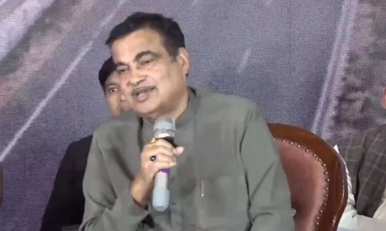 ಬೆಂಗಳೂರು-ಮೈಸೂರು ಹೆದ್ದಾರಿ ಮುಂದಿನ ವರ್ಷಕ್ಕೆ ಸಿದ್ಧ: ನಿತಿನ್ ಗಡ್ಕರಿ