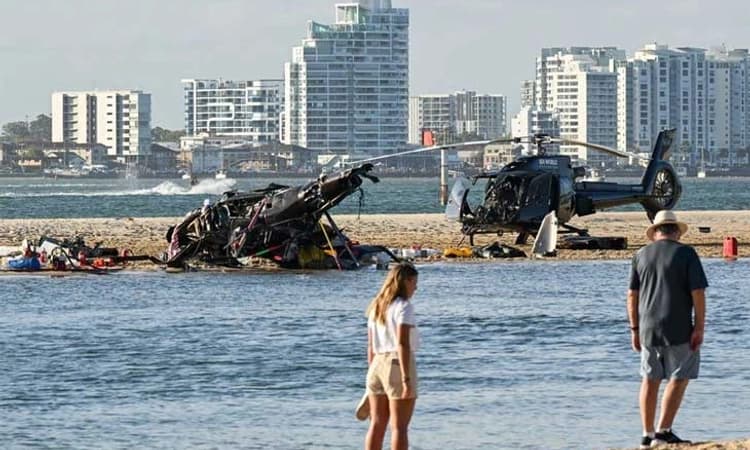 ಆಕಾಶ ಮಾರ್ಗದಲ್ಲೇ ಎರಡು ಹೆಲಿಕಾಪ್ಟರ್ ಡಿಕ್ಕಿ; ನಾಲ್ವರ ದುರ್ಮರಣ-ಮೂವರು ಚಿಂತಾಜನಕ