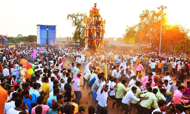 ಅದ್ದೂರಿಯಾಗಿ ನೆರವೇರಿದ ಬ್ರಹ್ಮಾನಂದ ಪರಮಹಂಸರ 85ನೇ ಜಾತ್ರಾ ಮಹೋತ್ಸವ