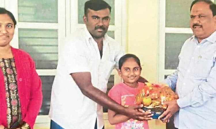 ಬ್ಲಡ್‌ ಕ್ಯಾನ್ಸರನ್ನೇ ಗೆದ್ದು ಮನೆಗೆ ಮರಳಿದ ಬಾಲಕಿ