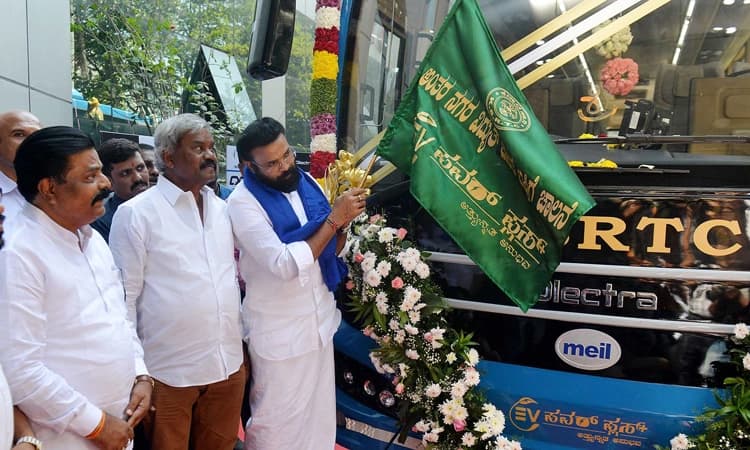 ಬಂತು ಕೆಎಸ್‌ಆರ್‌ಟಿಸಿ “ಇವಿ ಪವರ್‌ ಪ್ಲಸ್‌’ ಬಸ್‌! ಎಲ್ಲ ಎಲೆಕ್ಟ್ರಿಕ್‌ ಬಸ್‌ ಗಳಿಗೂ ಕೆಂಪು ಬಣ್ಣ