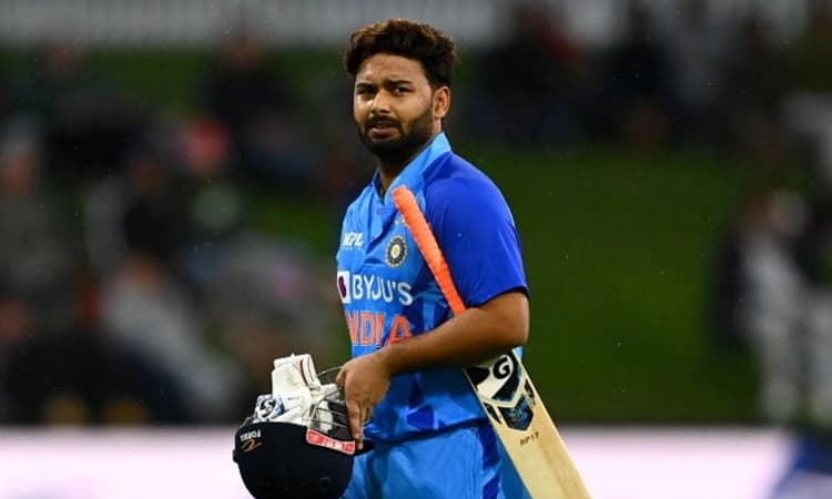 ಅಪಘಾತವಾಗಿ ಬಿದ್ದಿದ್ದ ಪಂತ್ ಗೆ ನೆರವು ನೀಡುವ ಬದಲು ಬ್ಯಾಗ್ ದೋಚಿದ ಕಿರಾತಕರು