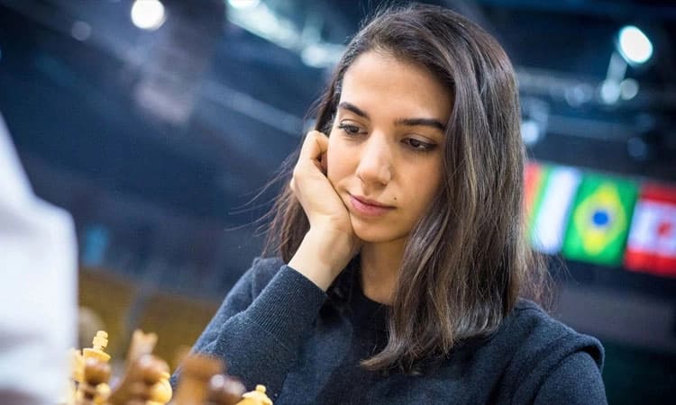 ಹಿಜಾಬ್‌ ಧರಿಸದೇ ಚೆಸ್‌ ಆಡಿದ ಇರಾನ್‌ ಆಟಗಾರ್ತಿ