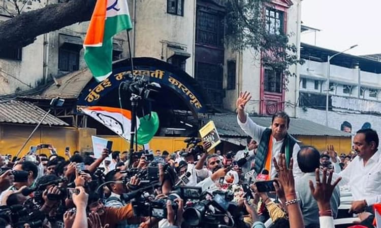 ಜೈಲಿನಿಂದ ಹೊರಬಂದ ಮಹಾರಾಷ್ಟ್ರ ಮಾಜಿ ಸಚಿವ ಅನಿಲ್ ದೇಶ್ ಮುಖ್: ಭರ್ಜರಿ ಸ್ವಾಗತ