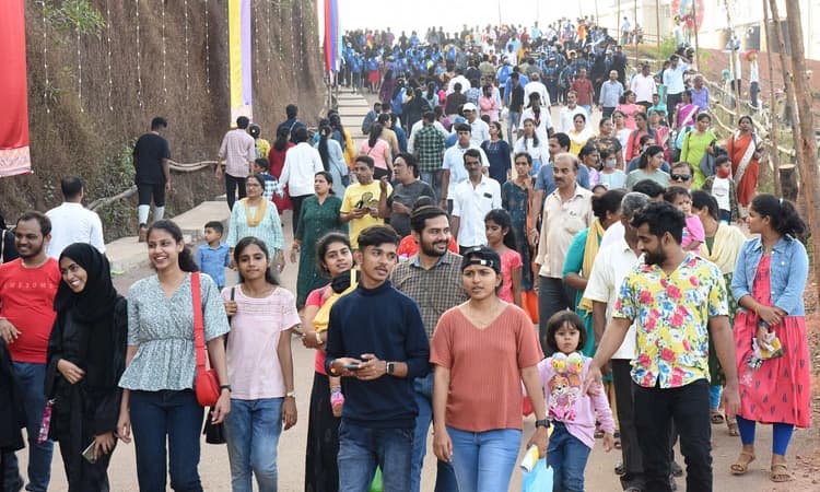 “ವಿಶ್ವ ಜಾಂಬೂರಿ’ ಸೊಬಗಿಗೆ ತಲೆದೂಗಿದ “ವಿದ್ಯಾಕಾಶಿ’!