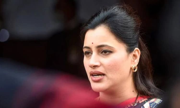 ನಕಲಿ ಜಾತಿ ಪ್ರಮಾಣ ಪತ್ರ ಕೇಸ್ ; ಸಂಸದೆ ನವನೀತ್ ರಾಣಾಗೆ ರಿಲೀಫ್ ಇಲ್ಲ