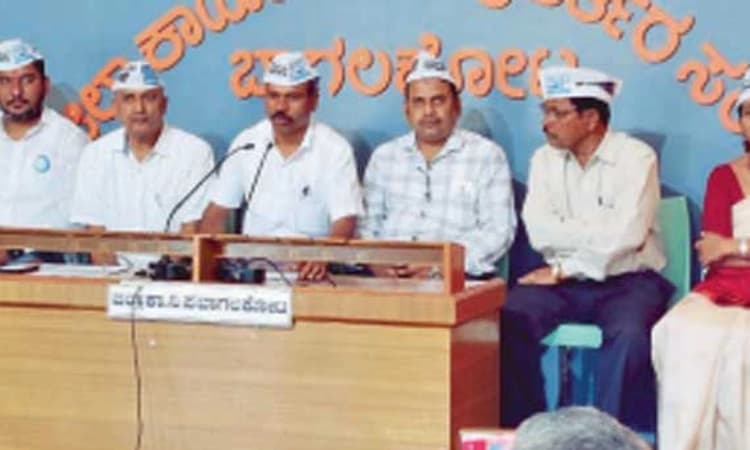 ಮುಳುಗಡೆ ಸಂತ್ರಸ್ತರ ಚರ್ಚೆಯಾಗಲಿ; ಸಂತ್ರಸ್ತರಲ್ಲೂ ಸರ್ಕಾರ ತಾರತಮ್ಯ