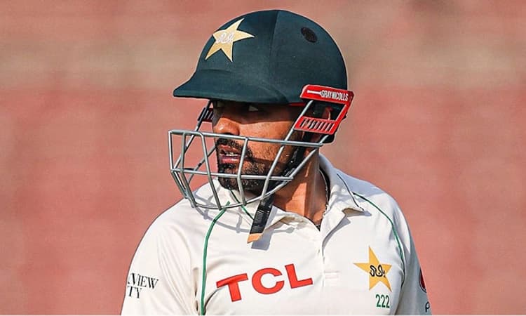 ಬಾಬರ್ ಒಬ್ಬ ದೊಡ್ಡ ಜೀರೋ, ಕೊಹ್ಲಿ ಜತೆ ಹೋಲಿಕೆ ಮಾಡಬೇಡಿ ಎಂದ ಮಾಜಿ ಪಾಕ್ ಆಟಗಾರ