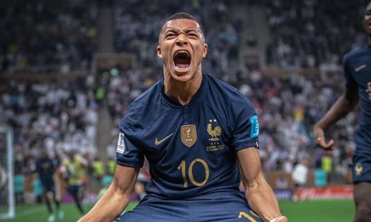 ಕಿಲಿಯನ್‌ ಎಂಬಪ್ಪೆ..:  ಡಕಾಯಿತರ ಕೊಂಪೆಯಲ್ಲಿ ಹುಟ್ಟಿದ ಹುಡುಗ ಈಗ ದಂತಕಥೆ