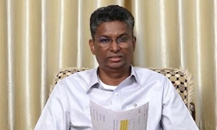 ಹೋದಲ್ಲೆಲ್ಲಾ ಸಿದ್ದು ಅಭ್ಯರ್ಥಿಗಳ ಘೋಷಣೆ ಮಾಡುವುದು ಸರಿಯಲ್ಲ: ಸತೀಶ್ ಜಾರಕಿಹೊಳಿ