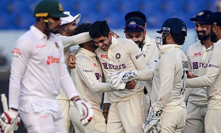 ಕುಲದೀಪ್‌, ಸಿರಾಜ್‌ ಅಮೋಘ ನಿರ್ವಹಣೆ; ಫಾಲೋ ಆನ್‌ ಭೀತಿಯಿಲ್ಲಿ ಬಾಂಗ್ಲಾ 