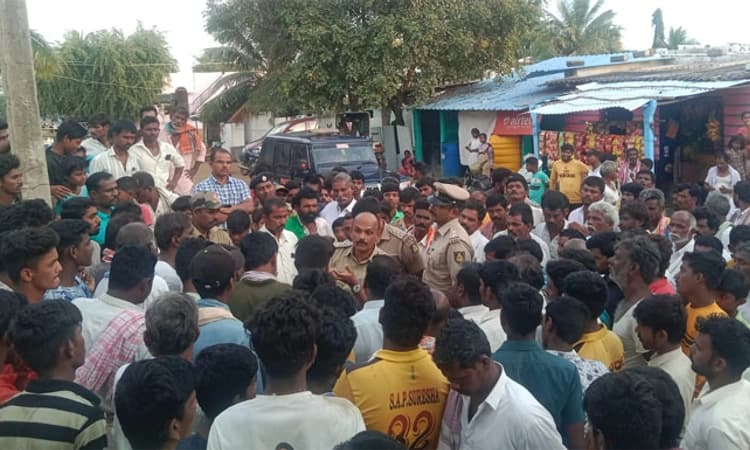 ಕುರುಗೋಡು: ನಿವೇಶನದ ಸಲುವಾಗಿ ಎರಡು ಸಮುದಾಯದ ಯುವಕರ ನಡುವೆ ಸಂಘರ್ಷ