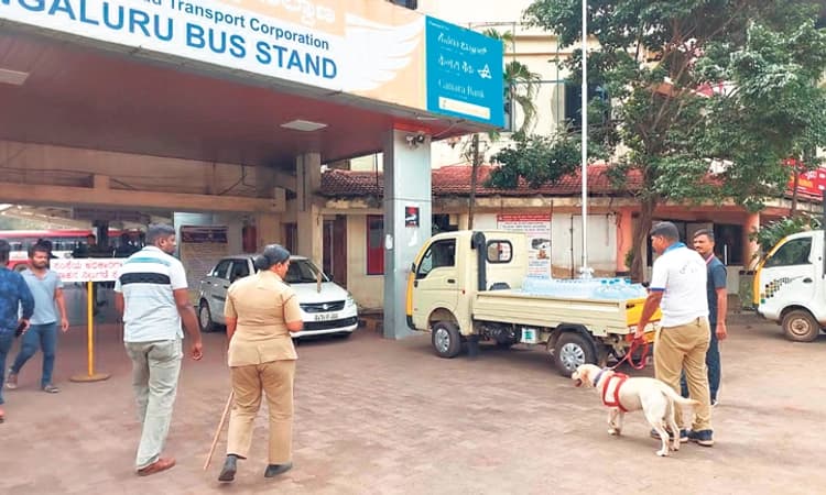 ಮಂಗಳೂರು ಪ್ರಕರಣ: ನಗರದ ಜನನಿಬಿಡ ಪ್ರದೇಶಗಳಲ್ಲಿ ನಿಗಾ ಹೆಚ್ಚಳ