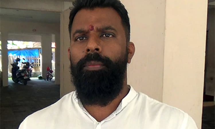 ಸುರತ್ಕಲ್‌: ಹಣಕ್ಕಾಗಿ ಖಾಸಗಿ ಮಾಹಿತಿ ಬಹಿರಂಗದ ಬೆದರಿಕೆ, ರಾಜೇಶ್‌ ಪವಿತ್ರನ್‌ ಸೆರೆ