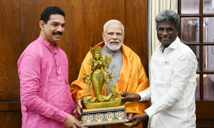 ಪ್ರಧಾನಿ ಮೋದಿ ಅವರನ್ನು ಭೇಟಿಯಾದ ಸಚಿವ ಕೋಟ: ಇಲಾಖೆ ಯೋಜನೆಗಳ ಕುರಿತು ಚರ್ಚೆ