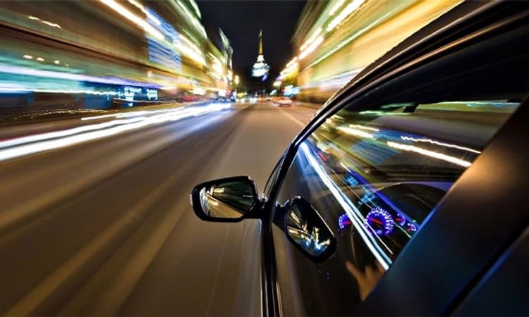 ಲೈಂಗಿಕ ದೌರ್ಜನ್ಯದಿಂದ ತಪ್ಪಿಸಿಕೊಳ್ಳಲು ಕಾರಿನಿಂದ ಹಾರಿದ ತಾಯಿ: ಮಗು ಸಾವು