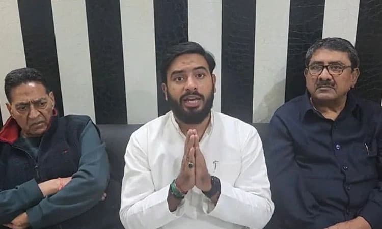 “ನಾನು ದೊಡ್ಡ ತಪ್ಪು ಮಾಡಿದೆ.. ಆಪ್‌ ಸೇರಿದ ಕೆಲವೇ ಗಂಟೆಗಳಲ್ಲಿ ʼಘರ್‌ ವಾಪಸ್ಸಿʼ ಆದ ಕಾಂಗ್ರೆಸ್ ಸದಸ್ಯರು