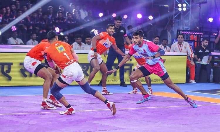 ಪ್ರೊ ಕಬಡ್ಡಿ: ಜೈಪುರ್‌ ಪಿಂಕ್‌ ಪ್ಯಾಂಥರ್-ಗುಜರಾತ್‌ ಜೈಂಟ್ಸ್‌ ರೋಚಕ ಟೈ