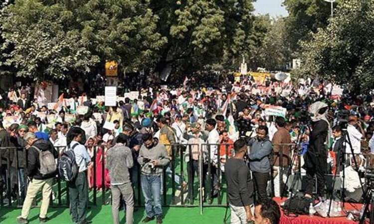 ಎಂಎಸ್‌ಪಿಗೆ ಕಾನೂನು ಖಾತರಿ ಮಾಡಿ: ಜಂತರ್ ಮಂತರ್‌ನಲ್ಲಿ ಕಿಸಾನ್ ಕಾಂಗ್ರೆಸ್‌ ಪ್ರತಿಭಟನೆ
