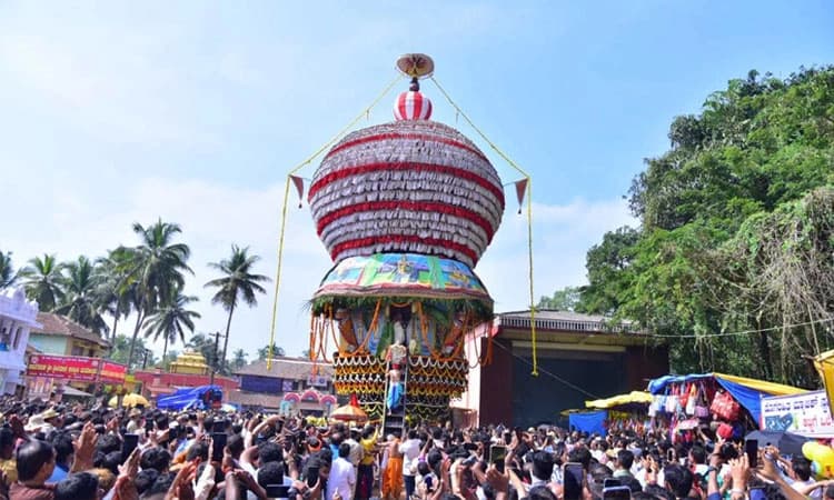 ಕೋಟೇಶ್ವರ: ಸಂಭ್ರಮದ ಕೊಡಿಹಬ್ಬ