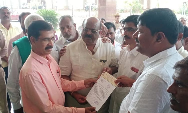 ಮರಾಠ ಸಮಾಜವನ್ನು ಪ್ರವರ್ಗ 2ಎ ಗೆ ಸೇರಿಸಿ: ರಾಜ್ಯ ಸರ್ಕಾರಕ್ಕೆ ಮನವಿ