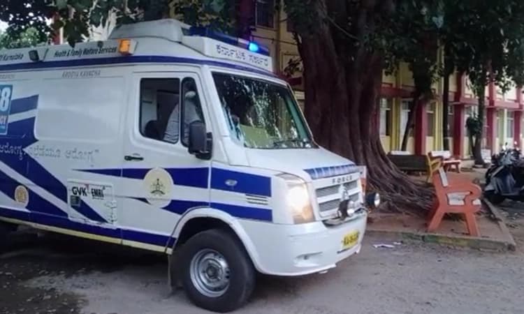 ಜೆಇ ಲಸಿಕೆ ಪಡೆದ ಇಬ್ಬರು‌ ವಿದ್ಯಾರ್ಥಿಗಳು ಅಸ್ವಸ್ಥ: ಆಸ್ಪತ್ರೆಗೆ ದಾಖಲು