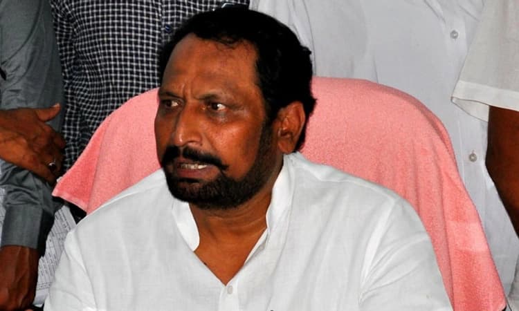 ಮಹಾರಾಷ್ಟ್ರದಲ್ಲಿ ಸಾವಿರ ಮುಖ್ಯಮಂತ್ರಿ ಬಂದರೂ ಬೆಳಗಾವಿ ಕರ್ನಾಟದಲ್ಲೇ ಇರುತ್ತದೆ: ಸವದಿ