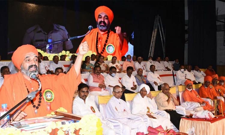 ವಿದೇಶದಲ್ಲಿ ಬಸವಣ್ಣನಿಂದ ಗೌರವ, ಕಾಲ್ಪನಿಕ ರಾಮನಿಂದಲ್ಲ: ಶ್ರೀ ನಿಜಗುಣಾನಂದ ಸ್ವಾಮೀಜಿ