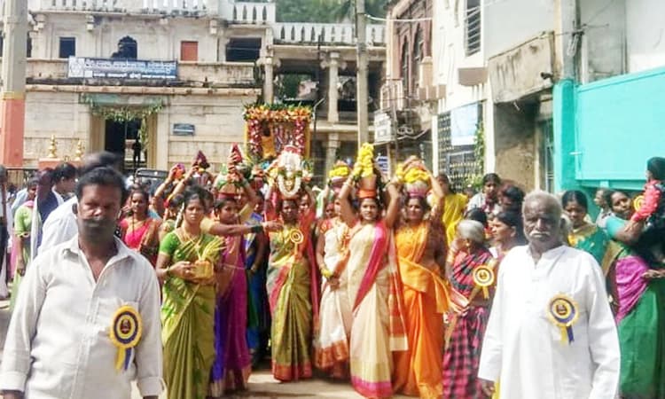 ಮಾಸ್ತಮ್ಮ ದೇವಿಗೆ ಧನುರ್ಮಾಸ ವಿಶೇಷ ಪೂಜೆ