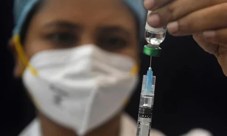 ಯಾದಗಿರಿಯಲ್ಲಿ ಮೊದಲ ದಿನ ಶೇ.50 ಲಸಿಕೆ ನೀಡಿಕೆ