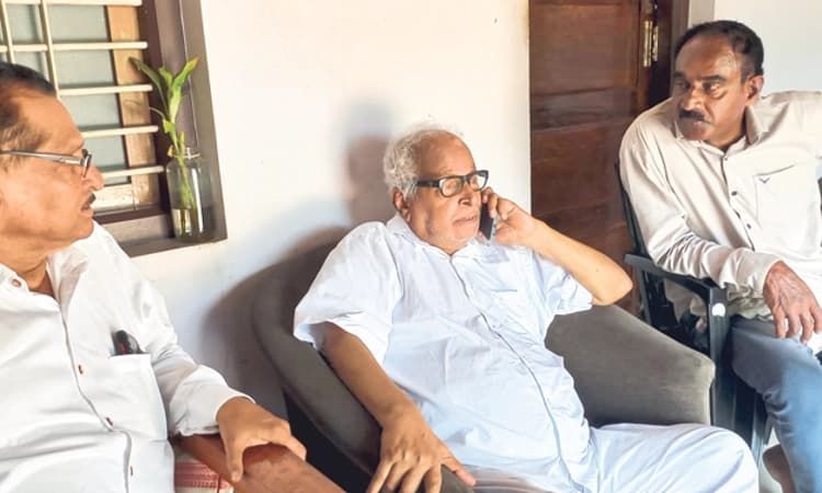 ಕೊಟ್ಟ ಮಾತಿನಂತೆ ಐದು ಗ್ಯಾರಂಟಿ ಜಾರಿ: ಜನಾರ್ದನ ಪೂಜಾರಿ ಶ್ಲಾಘನೆ