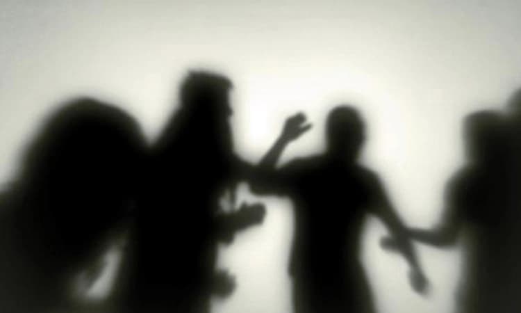 ಕಂಬಳಬೆಟ್ಟು: ಇಬ್ಬರ ಮೇಲೆ ತಂಡದಿಂದ ಹಲ್ಲೆ