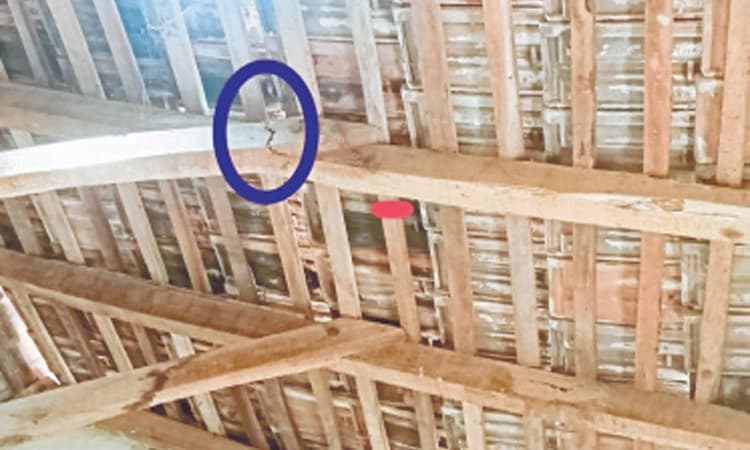 ಸೋರುತಿಹುದು ಸರ್ಕಾರಿ ಶಾಲೆಗಳ ಮಾಳಿಗೆ! ಜಿಲ್ಲೆಯ ನೂರಾರು ಶಾಲಾ ಕೊಠಡಿಗಳು ಶಿಥಿಲ