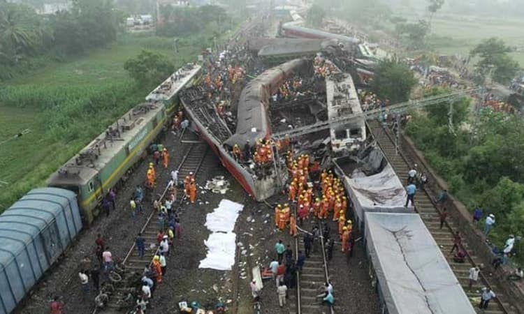 Odisha Tragedy; 10 ನಿಮಿಷಗಳ ಅಂತರದಲ್ಲಿ ಏಕಾಏಕಿ ಮೂರು ರೈಲು ಅಪಘಾತ ಸಂಭವಿಸಿದ್ದು ಹೇಗೆ?