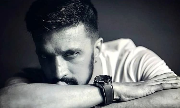 ಹೊಸ ಚಿತ್ರದ ಟೀಸರ್‌ ನಿರೀಕ್ಷೆಯಲ್ಲಿ ಸುದೀಪ್‌ ಫ್ಯಾನ್ಸ್‌