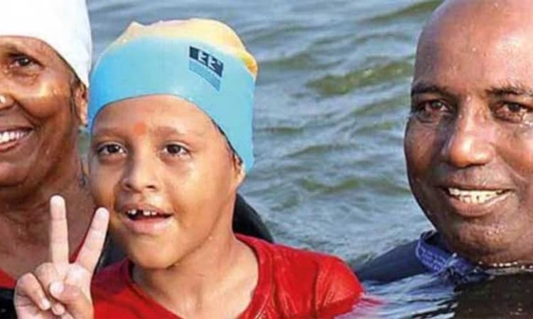 Yamuna; ಈಜಿ ದಾಖಲೆ- ಕೇವಲ 11 ನಿಮಿಷದಲ್ಲಿ ಯಮುನಾ ನದಿಯನ್ನು ದಾಟಿದ ಬಾಲಕಿ!